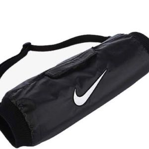NWT NIKE Football Handwarmer. Hyper warm Fabric with Dri-FIT technology.